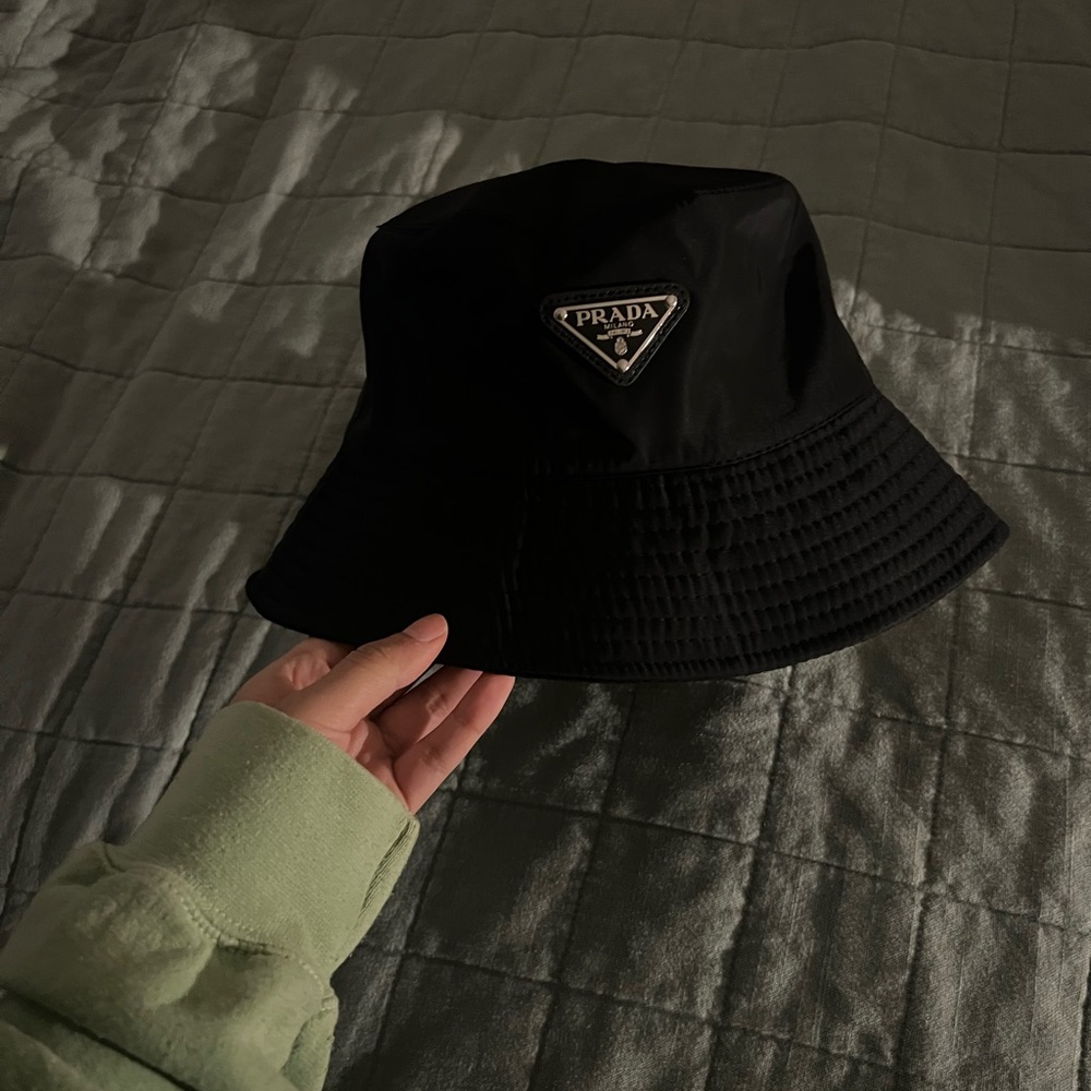 prada re-nylon bucket hat